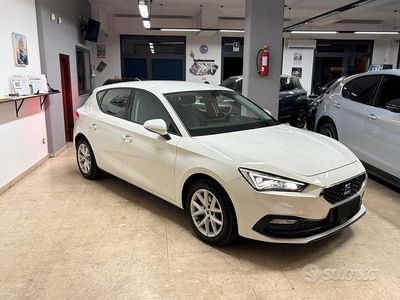 Bianco Usata 2022 Seat Leon Business Berlina | 15.990 € (Buon prezzo)
