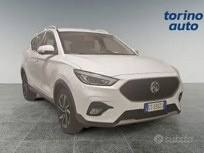Usata MG ZS Luxury 106 CV (77 kW) 2024 Bianco SUV