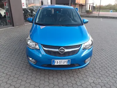 Usata Opel Karl Cosmo 75 CV (55 kW) 2015 Blu Utilitaria