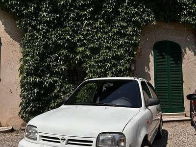 Usata Nissan Micra S 75 CV (55 kW) 1994 Utilitaria