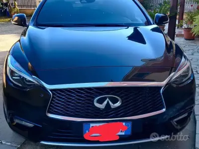 Usata Infiniti Q30 Premium 109 CV (80 kW) 2017 Berlina
