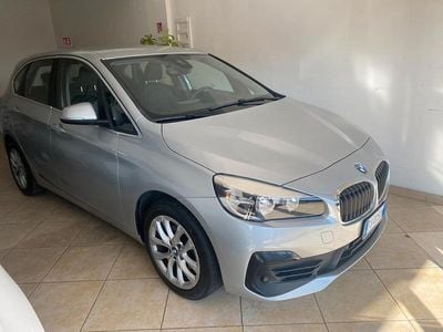 Usata BMW 216 Active Tourer Sport Line 115 CV (84 kW) 2018 Argento Monovolume