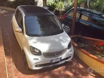 Usata Smart ForFour Passion 90 CV (66 kW) 2019 Bianco Utilitaria