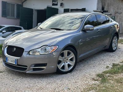 Usata Jaguar XF Premium Luxury 238 CV (175 kW) 2008 Grigio Berlina