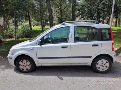 Begagnad Fiat Panda Dynamic 60 HK (44 kW) 2007 Grå Halvkombi