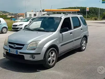 Usata Suzuki Ignis 99 CV (72 kW) 2005 Grigio Utilitaria