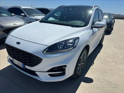 Usata Ford Kuga ST-Line X 225 CV (165 kW) 2023 Bianco SUV