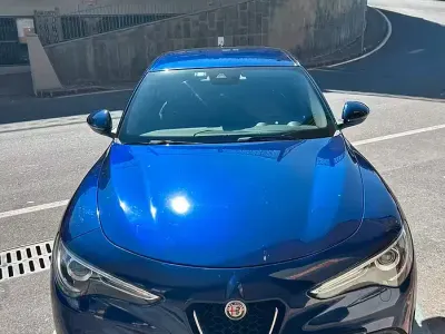 Usata Alfa Romeo Stelvio 190 CV (139 kW) 2019 Bluazzurro SUV