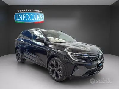 Usata Renault Austral Techno Esprit Alpine 131 CV (96 kW) 2023 Nero metallizzato SUV
