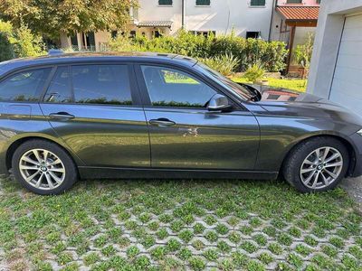 usata BMW 320 320 d Touring xdrive auto