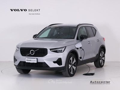 Usata Volvo XC40 Plus 155 CV (114 kW) 2022 Argento SUV