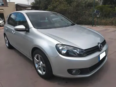 Usata VW Golf VI 160 CV (117 kW) 2010 Argento Utilitaria
