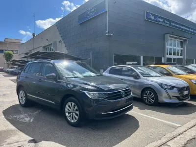 Usata VW Tiguan Life 150 CV (110 kW) 2024 Grigio SUV
