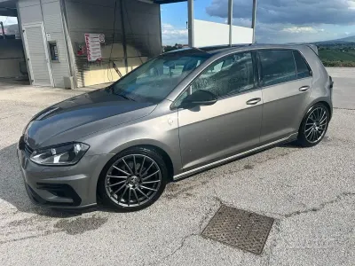 Usata VW Golf VII Highline 110 CV (80 kW) 2014 Grigio Berlina
