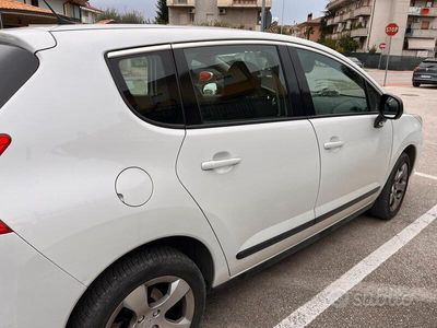 usata Peugeot 3008 anno 2011 km 138000