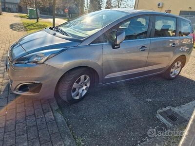 Brugt Peugeot 5008 120 HK (88 kW) 2016 Grå MPV