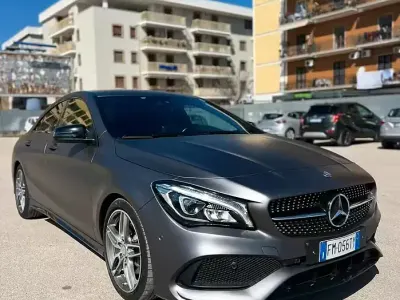 Käytetty Mercedes CLA220 Premium 177 HP (130 kW) 2018 Harmaa Sedan