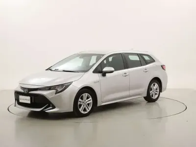 Usata Toyota Corolla Business Edition 122 CV (89 kW) 2022 Argento Station wagon