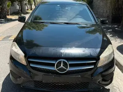 Usata Mercedes A180 109 CV (80 kW) 2013 Nero Berlina