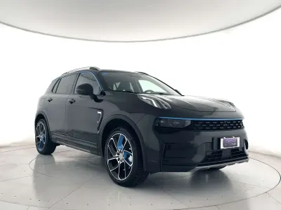 Usata Lynk & Co 01 179 CV (131 kW) 2022 Nero metallizzato SUV