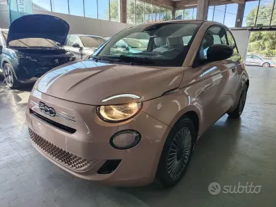 Nuova Fiat 500 Icon 65 CV (47 kW) 2026 Viola Berlina