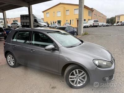 Usata VW Golf VI Highline 104 CV (76 kW) 2010 Grigio Utilitaria