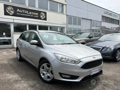 Usata Ford Focus 120 CV (88 kW) 2017 Grigio Station wagon