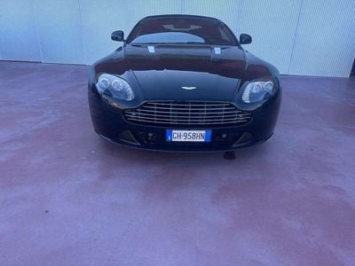 Aston Martin V8 Vantage