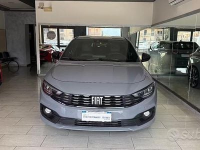 Usata Fiat Tipo Sport 131 CV (96 kW) 2021 Grigio Berlina