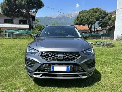 Usata Seat Ateca 4Drive 190 CV (139 kW) 2023 Grigio SUV