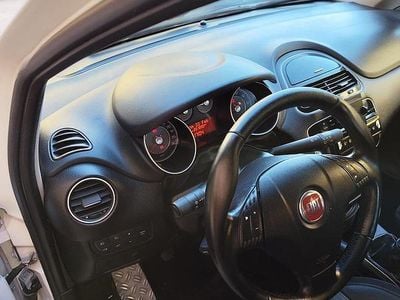 Usata Fiat Punto Evo 120 CV (88 kW) 2011 Bianco Utilitaria