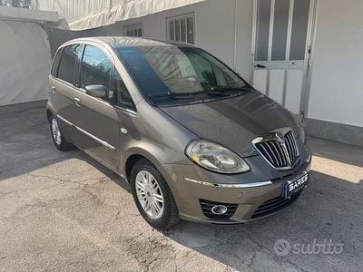 Usata Lancia Musa 95 CV (69 kW) 2010 Marrone Monovolume