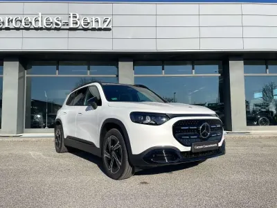 Nuova Mercedes GLB250 144 kW (197 CV) 2026 Bianco polare SUV