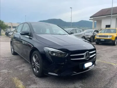 Usata Mercedes B180 Executive 116 CV (85 kW) 2019 Nero Utilitaria