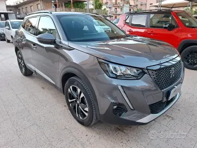 Usata Peugeot 2008 Allure 131 CV (96 kW) 2021 Grigio SUV