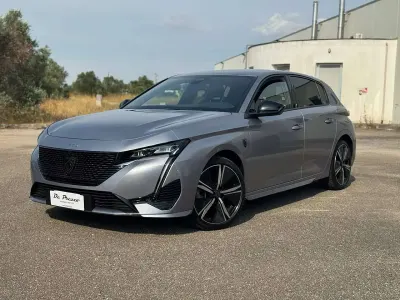 Usata Peugeot 308 GT 131 CV (96 kW) 2023 Argento Berlina