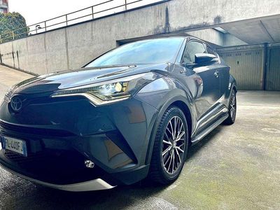Usata Toyota C-HR Lounge 98 CV (72 kW) 2017 Grigio SUV
