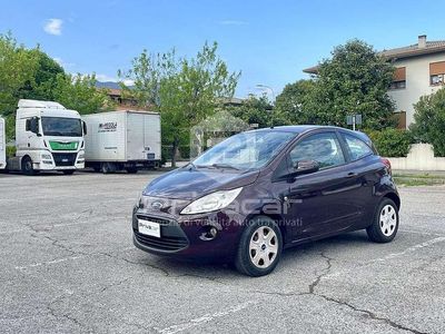 Begagnad Ford Ka 75 HK (55 kW) 2009 Lila Halvkombi