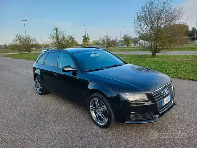 Usata Audi A4 143 CV (105 kW) 2010 Nero Station wagon