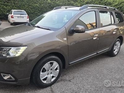 Usata Dacia Logan MCV Lauréate 90 CV (66 kW) 2017 Marrone Station wagon