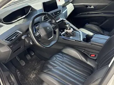 Gebraucht Peugeot 3008 Access 120 PS (88 kW) 2017 Weiß SUV