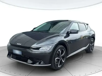 Käytetty Kia EV6 Air 80 kW (110 HP) 2024 Harmaa Katumaasturi