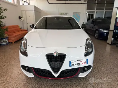 Usata Alfa Romeo Giulietta 120 CV (88 kW) 2020 Bianco Utilitaria
