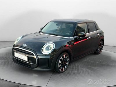 Usata Mini Cooper Classic 136 CV (100 kW) 2022 Blu Utilitaria
