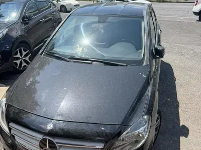 Usata Mercedes B180 116 CV (85 kW) 2013 Nero Utilitaria