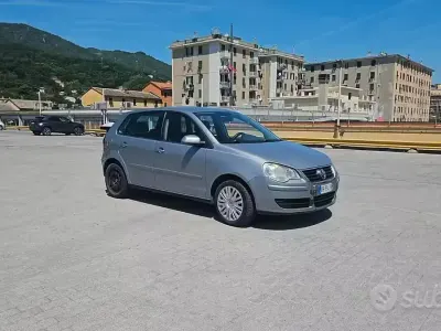 Usata VW Polo Comfortline 80 CV (58 kW) 2007 Grigio Utilitaria