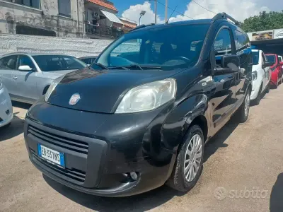 Usata Fiat Qubo Trekking 73 CV (53 kW) 2010 Nero Monovolume