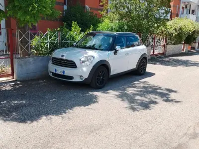 Usata Mini Cooper Countryman 122 CV (89 kW) 2012 Bianco SUV