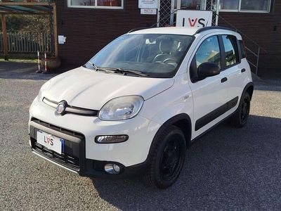 Usata Fiat Panda 4x4 S 86 CV (63 kW) 2019 Bianco Utilitaria