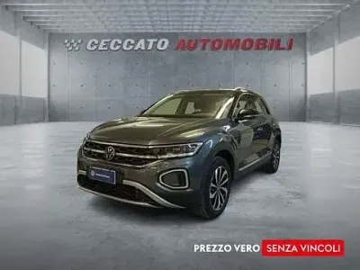 Usata VW T-Roc Style 150 CV (110 kW) 2023 Grigio SUV